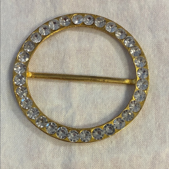 None Accessories - Gold tone and Crystal Round Metal Belt Buckle Slider Scarf Clip